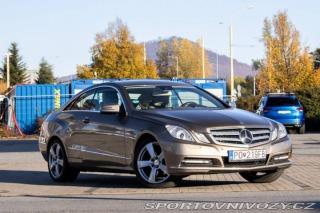 Mercedes-Benz E Kupé 350 CDI BlueEFFICIE 2011