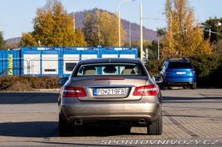 Mercedes-Benz E Kupé 350 CDI BlueEFFICIE 2011