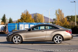 Mercedes-Benz E Kupé 350 CDI BlueEFFICIE 2011