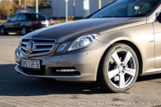 Mercedes-Benz E Kupé 350 CDI BlueEFFICIE 2011