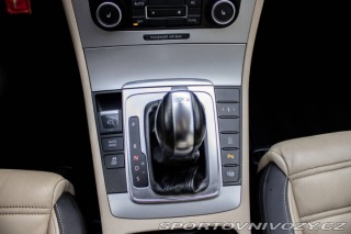 Volkswagen Passat CC CC 2.0 TSI Highline / 15 2011