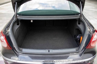 Volkswagen Passat CC CC 2.0 TSI Highline / 15 2011
