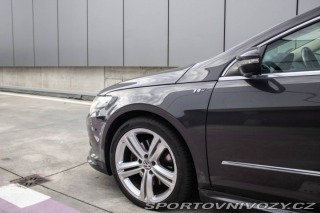 Volkswagen Passat CC CC 2.0 TSI Highline / 15 2011