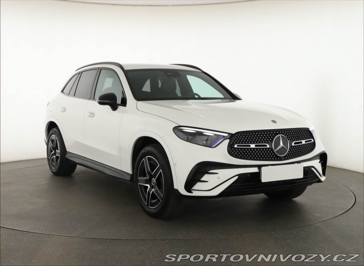 Mercedes-Benz Ostatní modely GLC 300 e 4MATIC, AMG LINE 2026