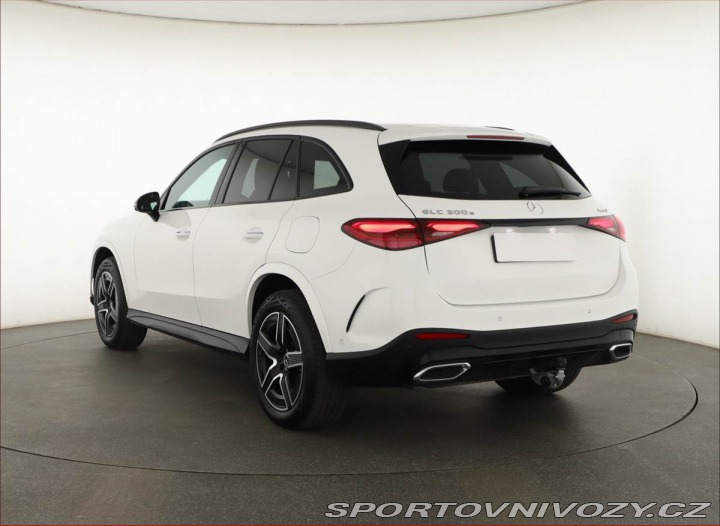 Mercedes-Benz Ostatní modely GLC 300 e 4MATIC, AMG LINE 2026