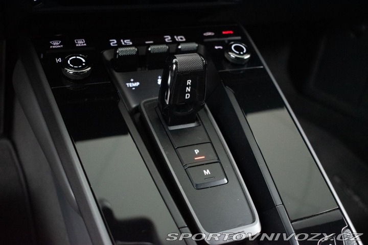 Porsche 911 992 CARRERA 4*BLACK PAKET 2019
