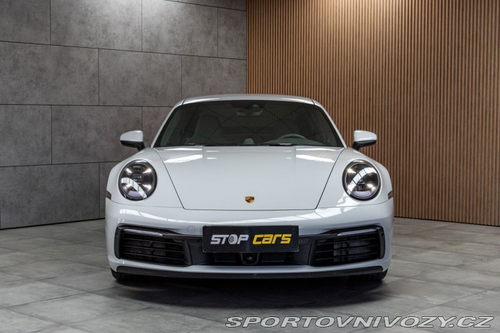 Porsche 911 992 CARRERA 4*BLACK PAKET 2019