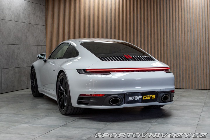 Porsche 911 992 CARRERA 4*BLACK PAKET 2019