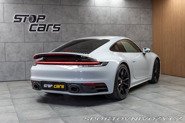Porsche 911 992 CARRERA 4*BLACK PAKET 2019