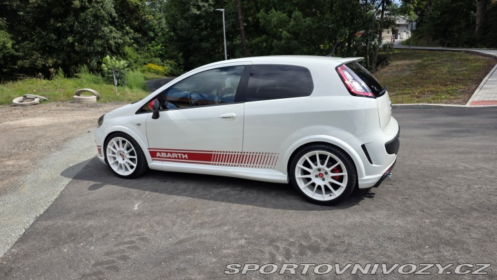 Abarth Punto Evo  2011