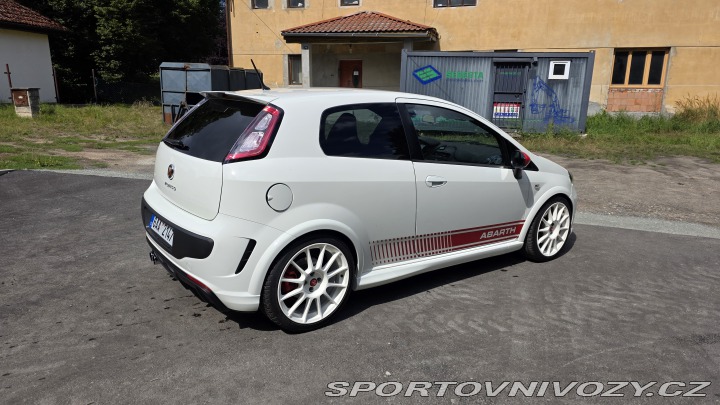 Abarth Punto Evo  2011