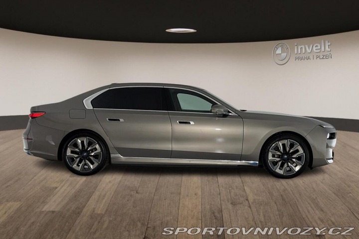 BMW i7 xDrive60 2022