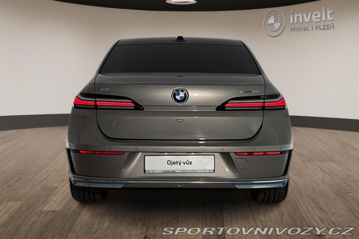 BMW i7 xDrive60 2022