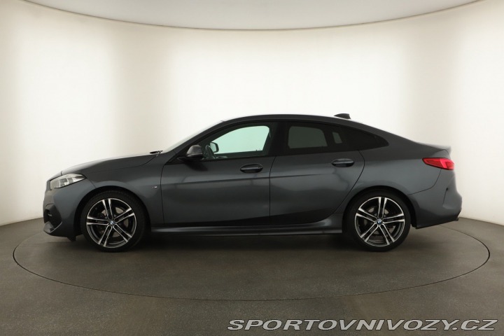 BMW 2 Sport Line 218d 2021