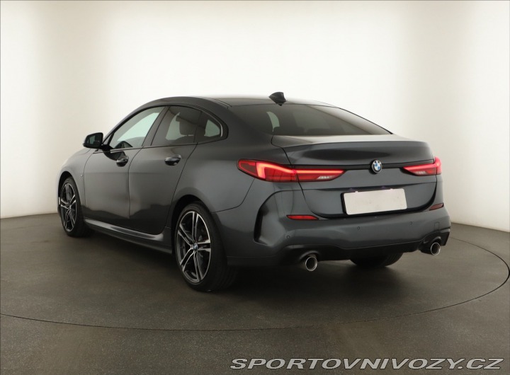 BMW 2 Sport Line 218d 2021