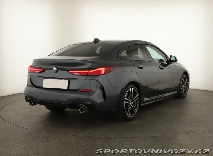BMW 2 Sport Line 218d 2021