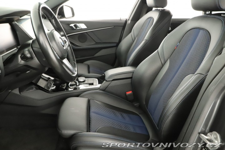 BMW 2 Sport Line 218d 2021