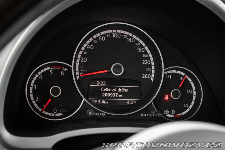 Volkswagen Beetle 1.6 TDI, 77kW, M6, 3d. / 2014
