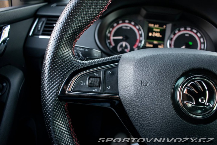 Škoda Octavia RS Combi 2.0 TDI RS 4x4 DSG 2019