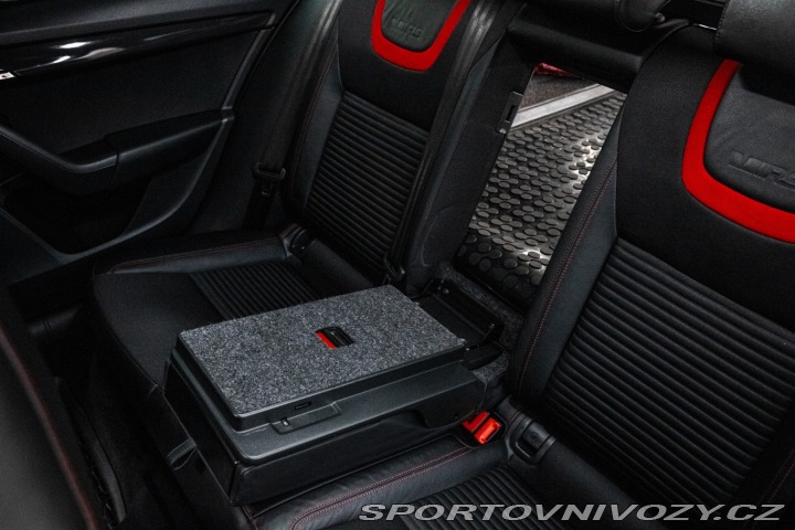 Škoda Octavia RS Combi III 2.0 TDI DPF R 2015