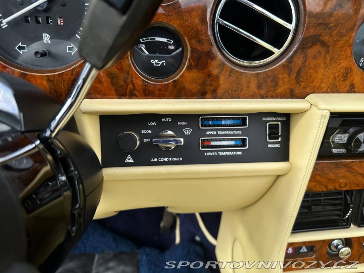 Rolls Royce Corniche 1989