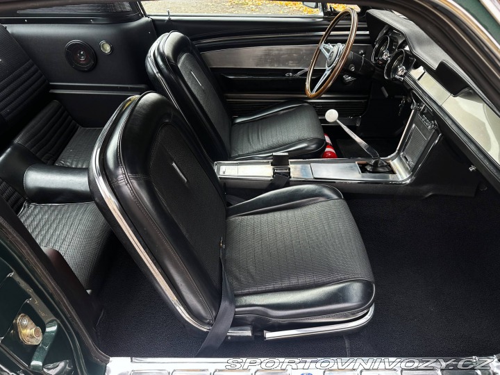 Ford Mustang Fastback „Bullitt“ GT paket, V8 289 1967