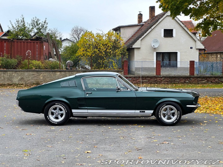 Ford Mustang Fastback „Bullitt“ GT paket, V8 289 1967