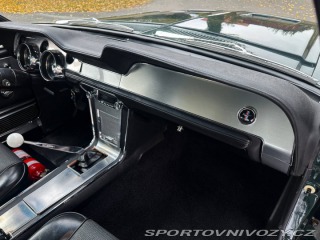 Ford Mustang Fastback „Bullitt“ GT paket, V8 289 1967
