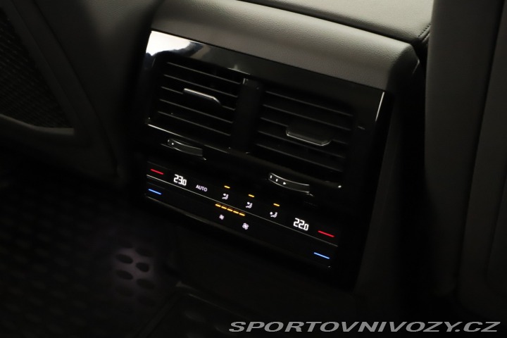 Volkswagen Ostatní modely Touareg  3.0 TDI 2019