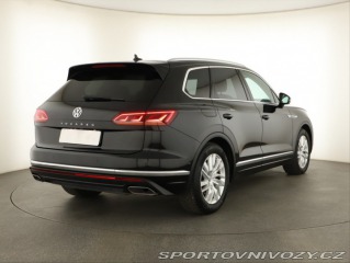 Volkswagen Ostatní modely Touareg  3.0 TDI 2019