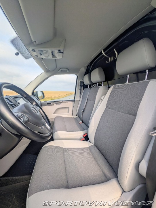 Volkswagen Ostatní modely Transporter 2,0   T5 LONG 4Motion 2014