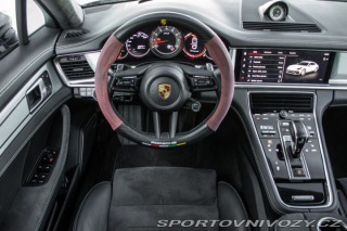 Porsche Panamera 2021