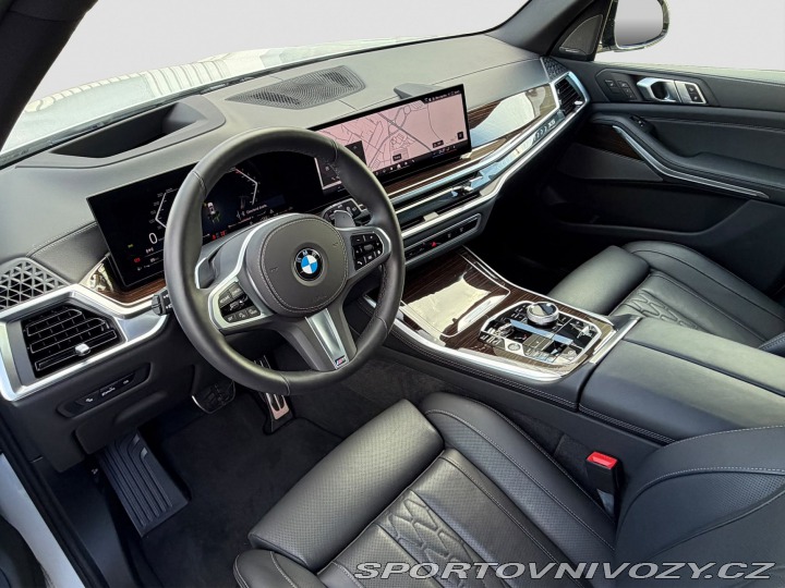 BMW X5 xDrive40i 2025