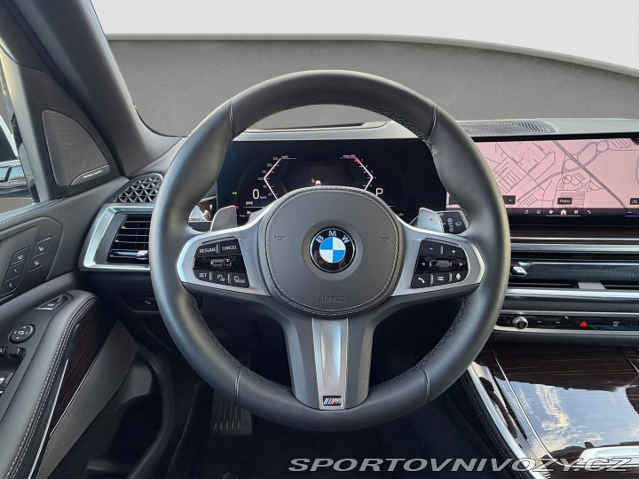 BMW X5 xDrive40i 2025