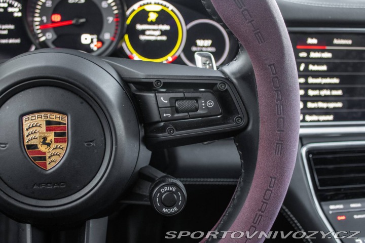 Porsche Panamera GTS 4x4 368kW 2025 / AJ 2025
