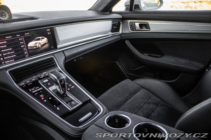 Porsche Panamera GTS 4x4 368kW 2025 / AJ 2025