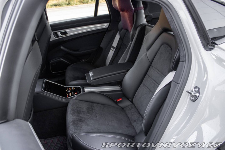 Porsche Panamera GTS 4x4 368kW 2025 / AJ 2025