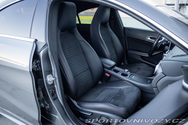 Mercedes-Benz CLA Kupé 220 CDI AMG LINE, 1 2013