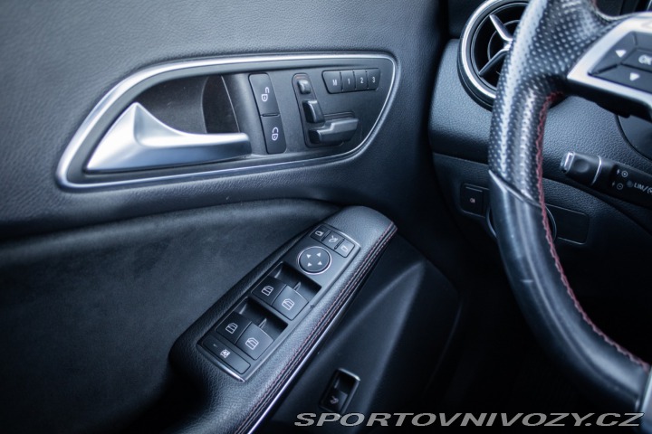 Mercedes-Benz CLA Kupé 220 CDI AMG LINE, 1 2013