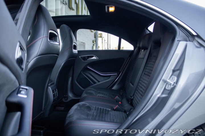 Mercedes-Benz CLA Kupé 220 CDI AMG LINE, 1 2013
