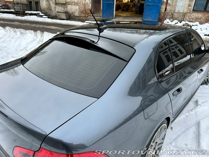 Škoda Superb 3.6 V6 4x4 DSG 2009