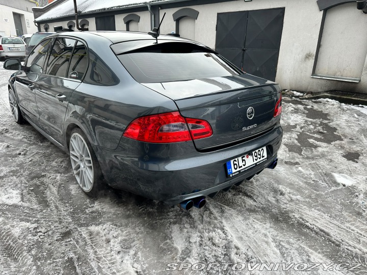 Škoda Superb 3.6 V6 4x4 DSG 2009