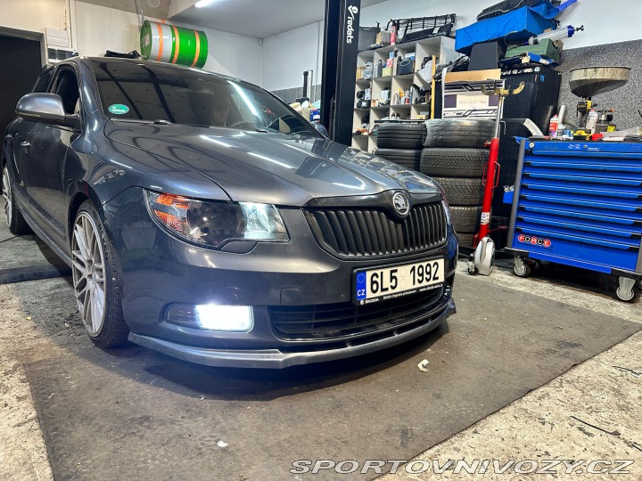 Škoda Superb 3.6 V6 4x4 DSG 2009