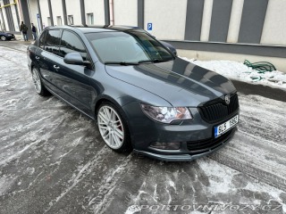 Škoda Superb 3.6 V6 4x4 DSG 2009