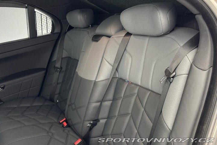 BMW 7 řady 7 | M760e xDrive 2023
