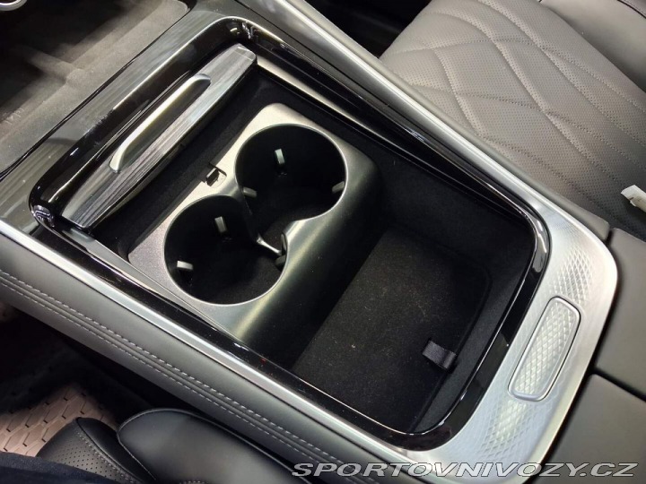 Ostatní značky Ostatní modely Omoda 9 Premium 1.5TGDI PHEV AWD 2026
