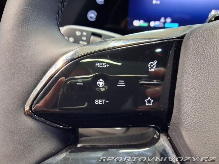 Ostatní značky Ostatní modely Omoda 9 Premium 1.5TGDI PHEV AWD 2026