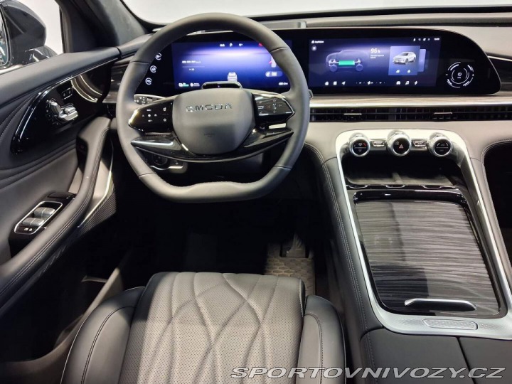 Ostatní značky Ostatní modely Omoda 9 Premium 1.5TGDI PHEV AWD 2026