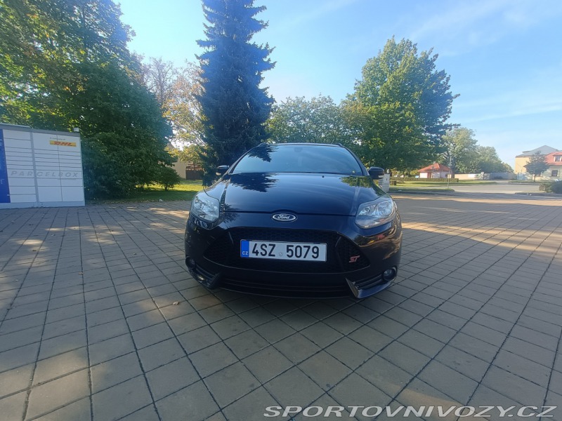 Ford Focus ST 