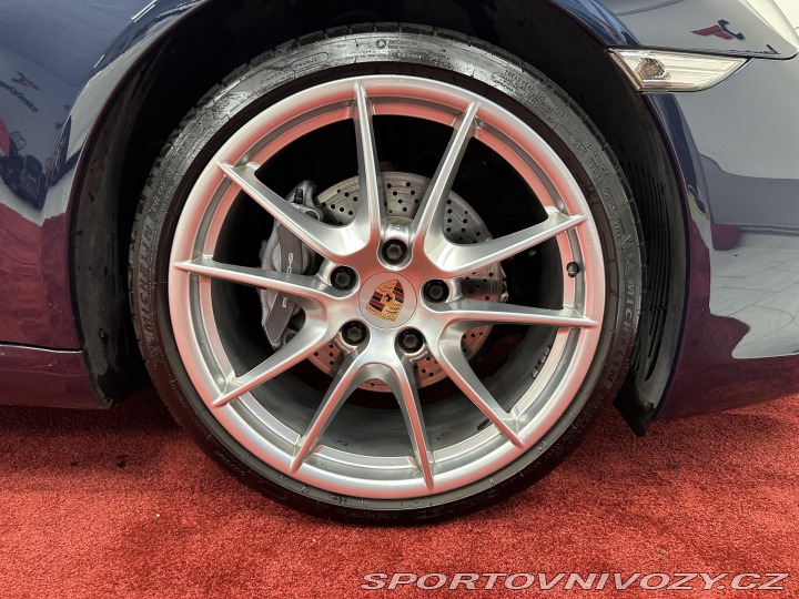 Porsche 911 Carrera CAMERA*XENON*PANO 2013